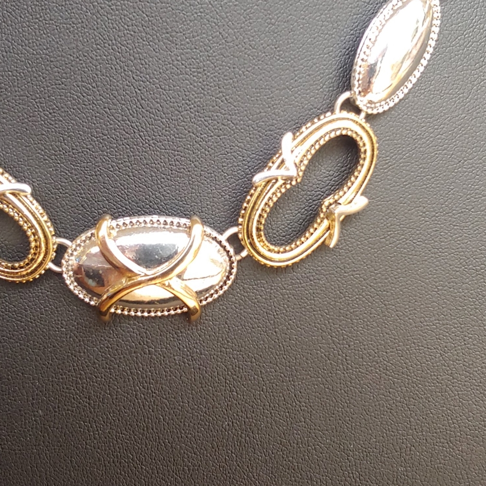 Necklace - Picture 3 of 6